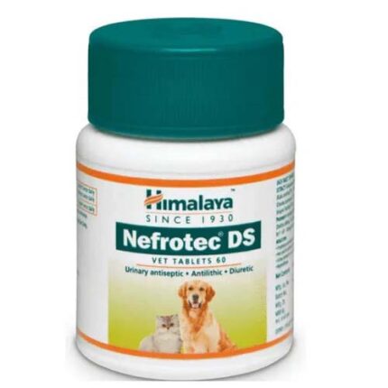 Nefrotec DS supplement for dogs, designed to support kidney health and overall wellness.